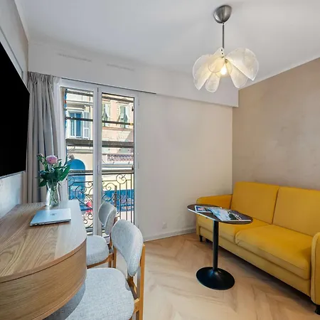 Maison Elia, Boutique 1 Min & Old Town Ac